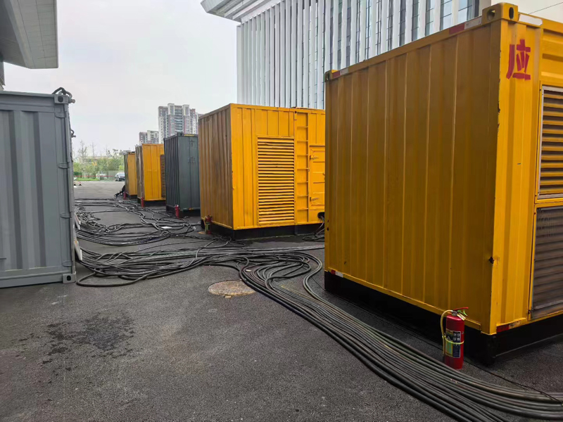 栾城柴油发电机组冬季保养有哪些注意事项?